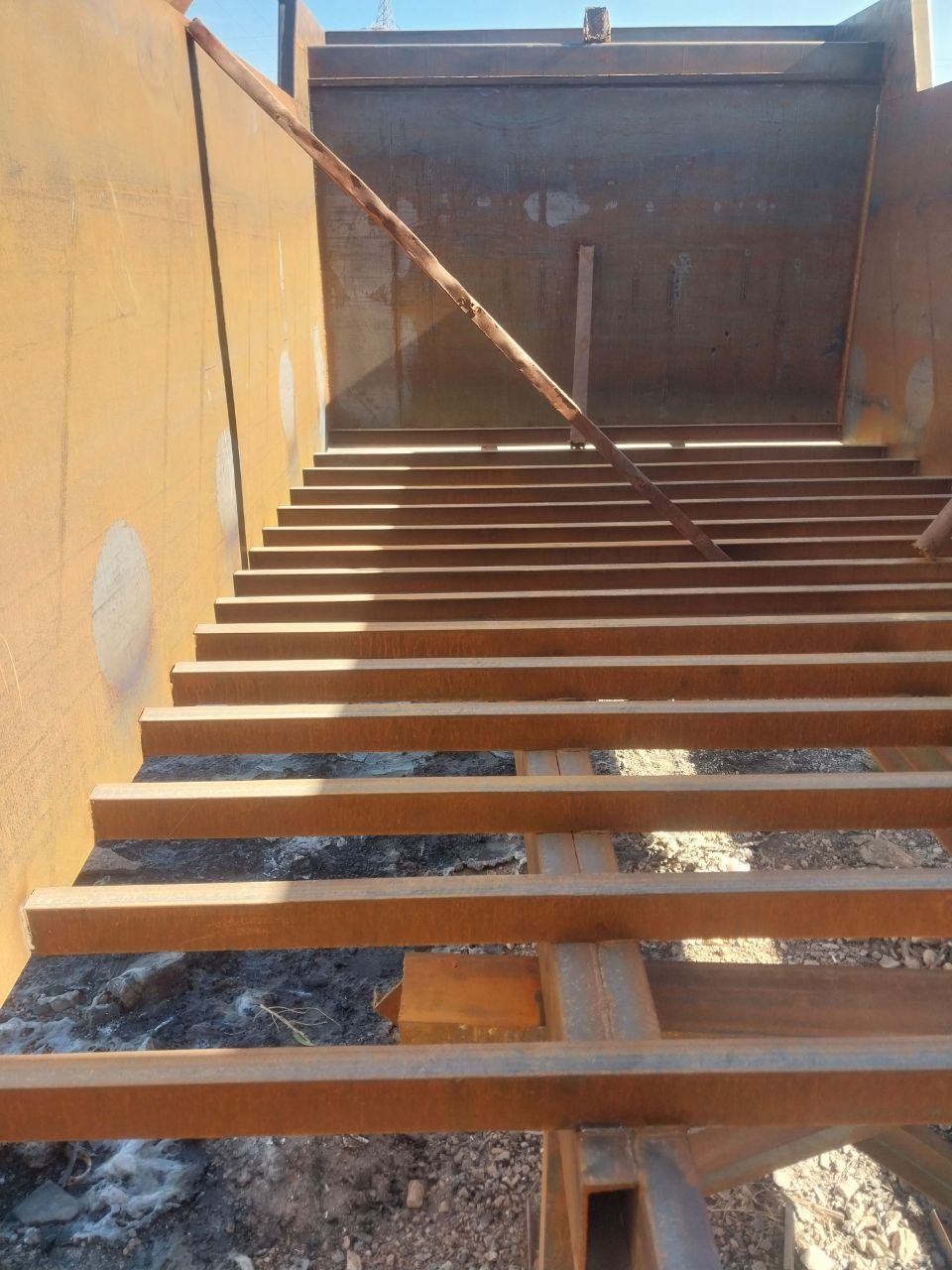 اتاق سازی اطلس پایتخت در کاشان